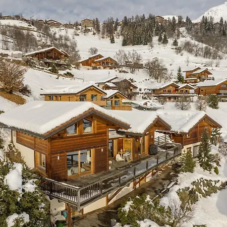 5br Iconic Chalet Villa